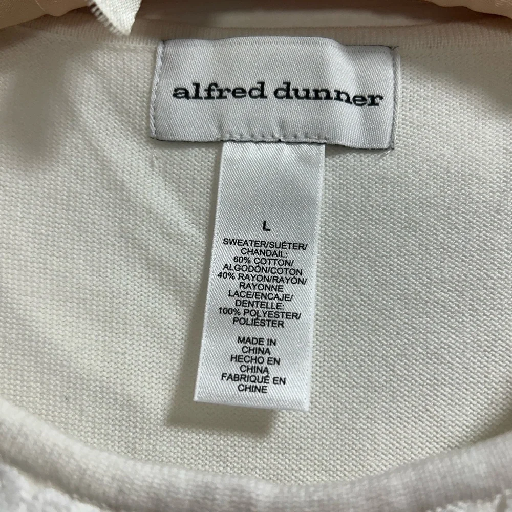 Alfred Dunner knit top with embroidered/lacey top front panel. New. Size L $16 - Picture 4 of 6